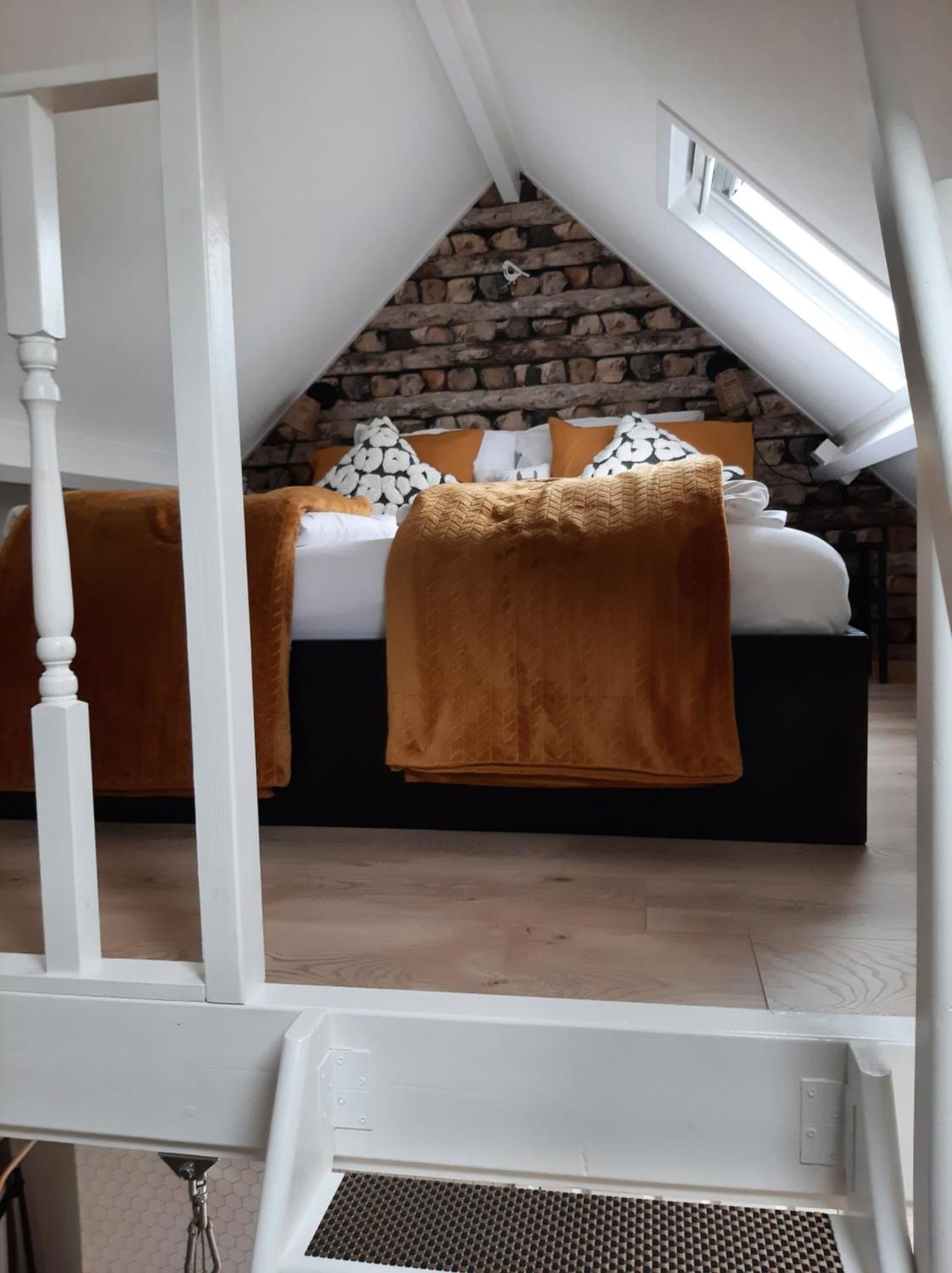 Thuis Bij Elles Bed and breakfast Zuilichem